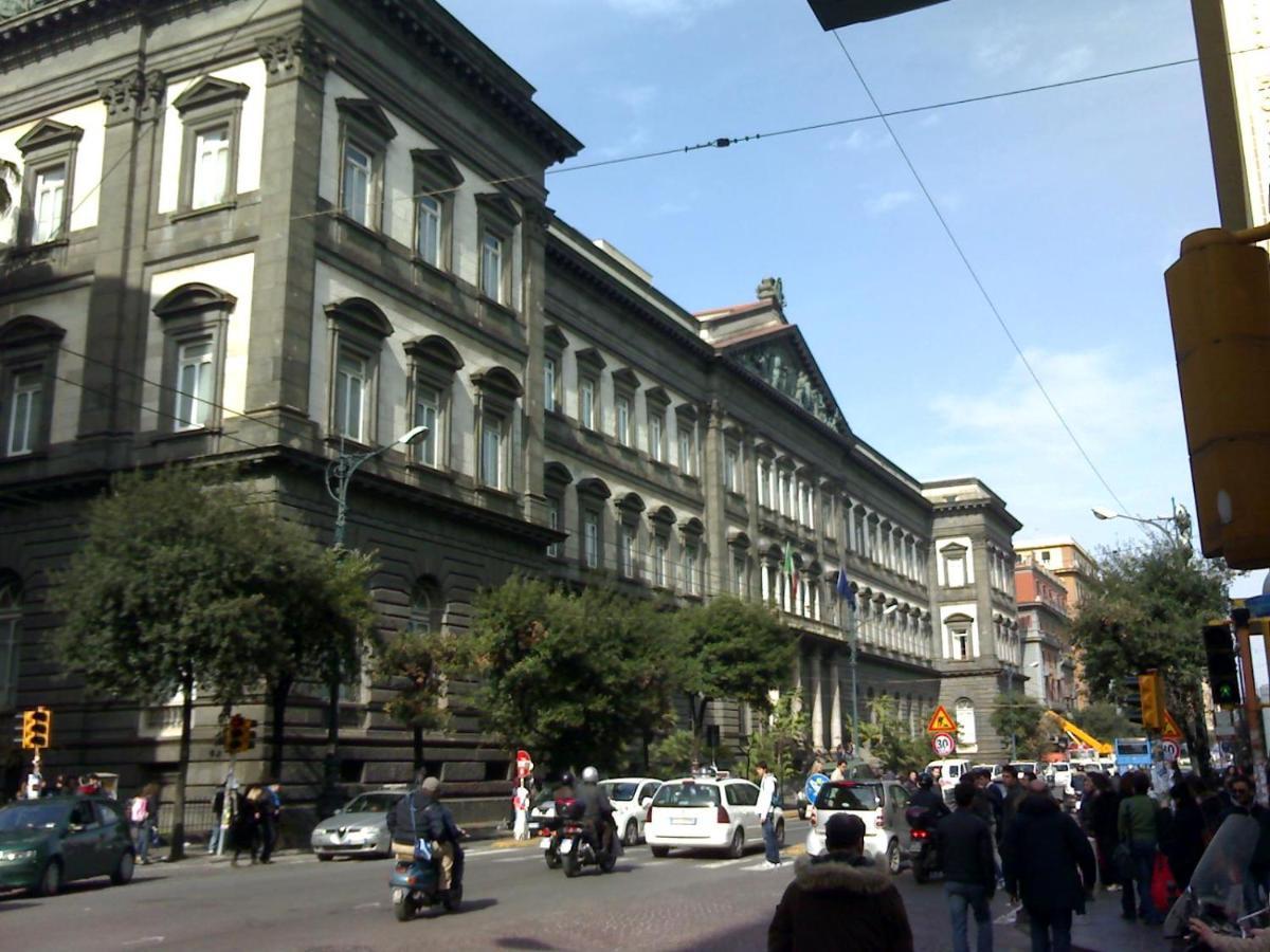 Suite San Gennaro Bis Napels Buitenkant foto