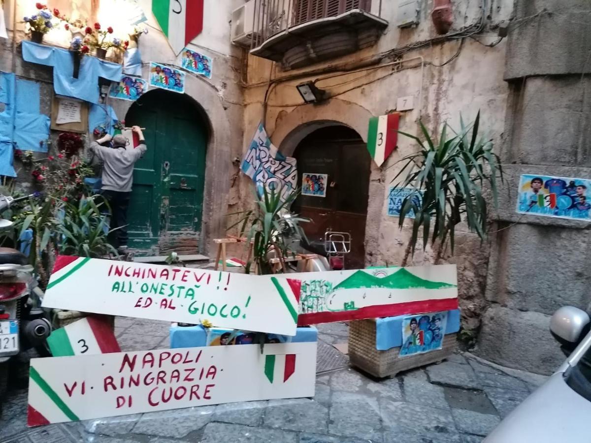 Suite San Gennaro Bis Napels Buitenkant foto
