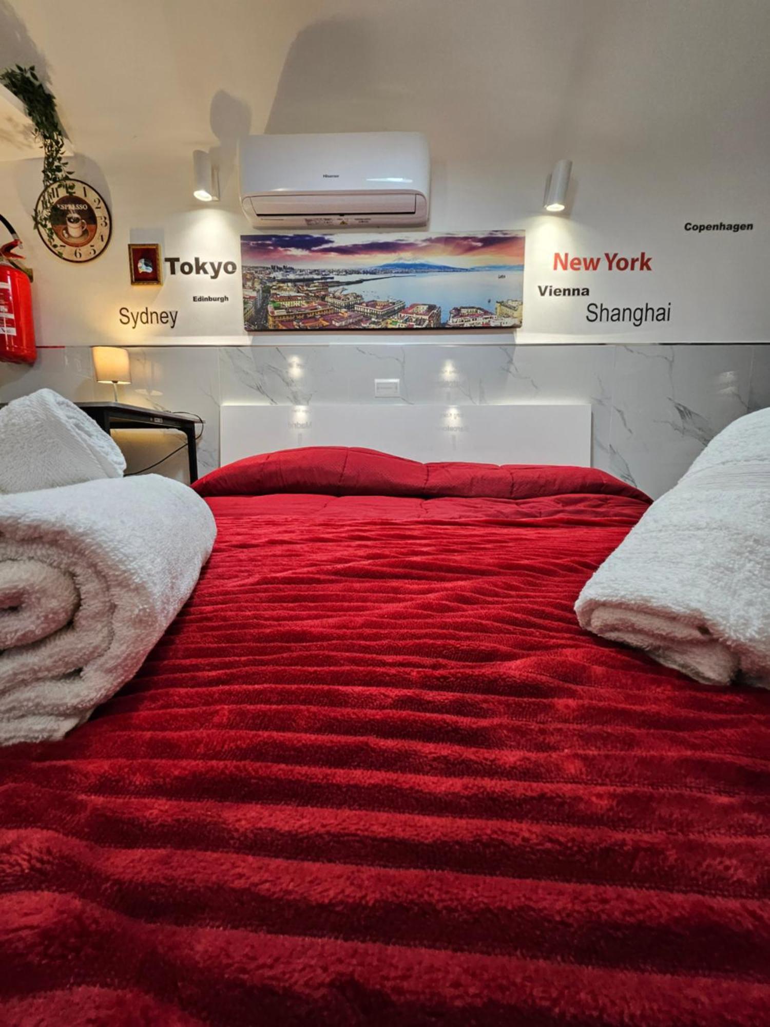 Suite San Gennaro Bis Napels Buitenkant foto